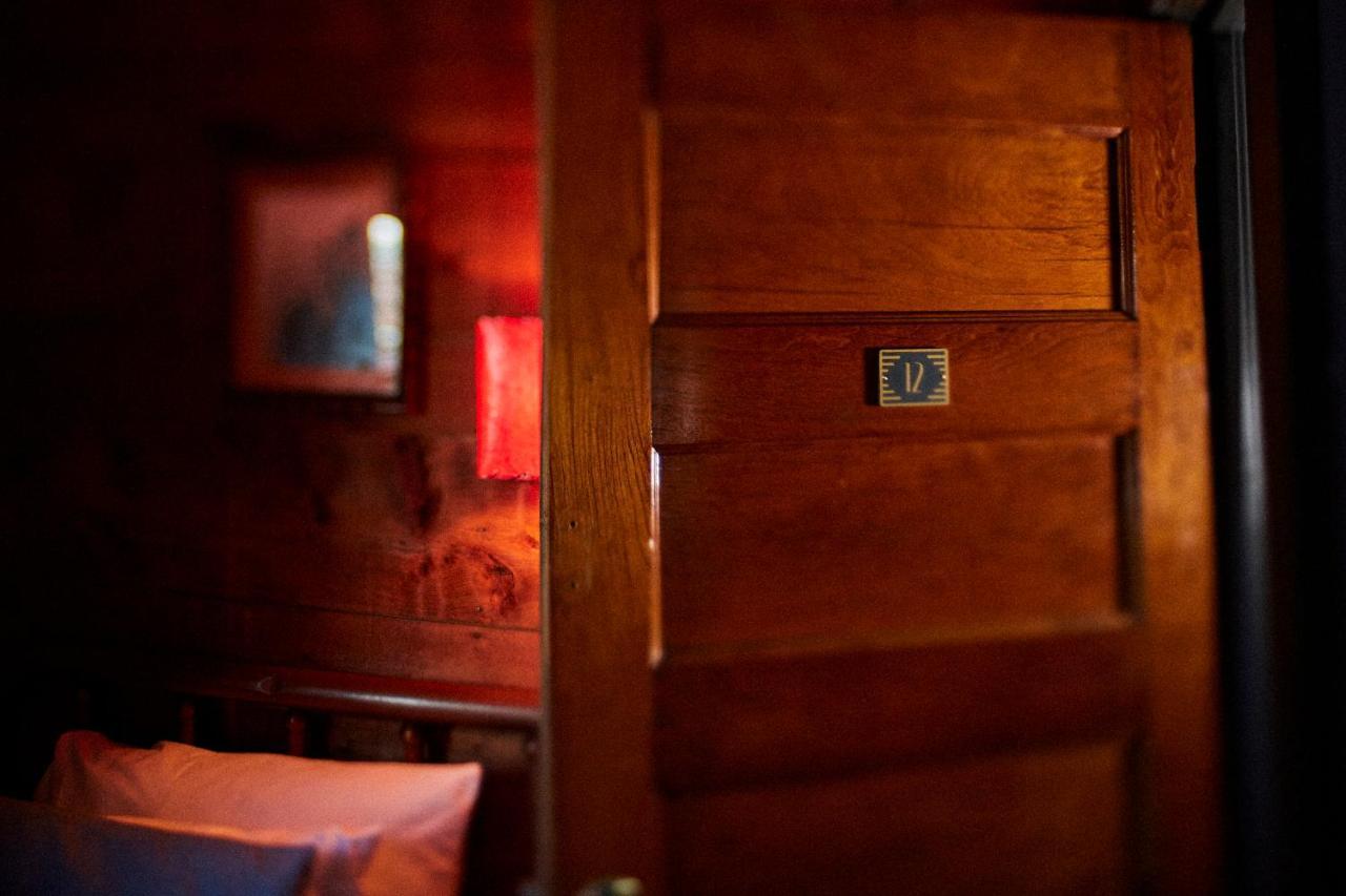 Crew's Quarters Boarding House - Caters To Men Guest house Provincetown