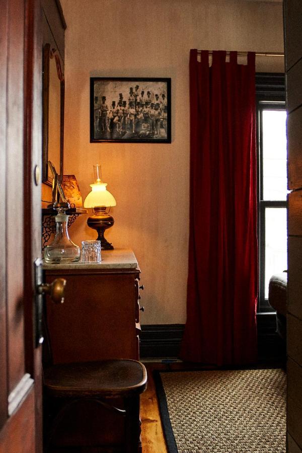 Guest house Crew's Quarters Boarding House - Caters To Men Provincetown
