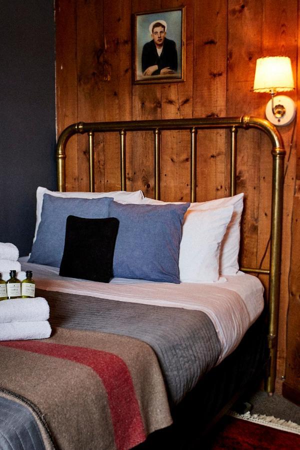 Crew's Quarters Boarding House - Caters To Men Guest house Provincetown