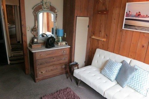 Guest house Crew's Quarters Boarding House - Caters To Men 2*